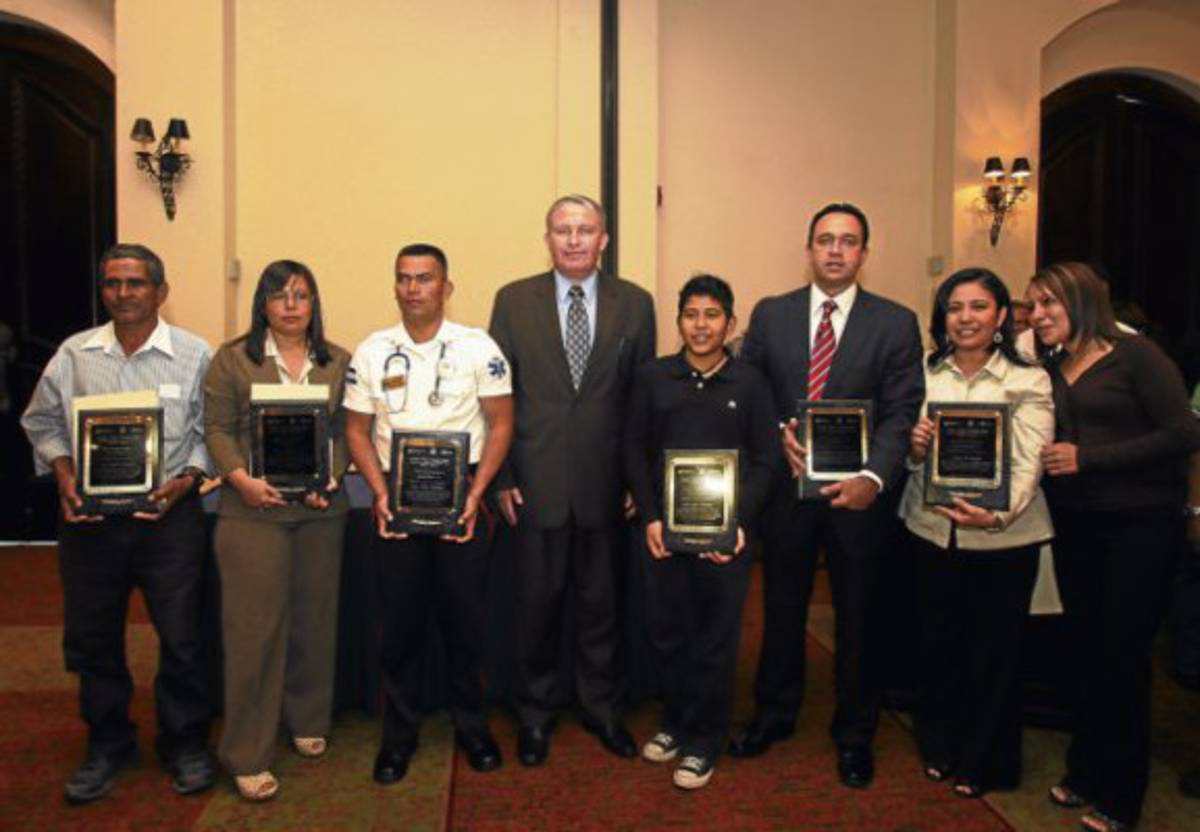 Premian proyección solidaria de EL HERALDO