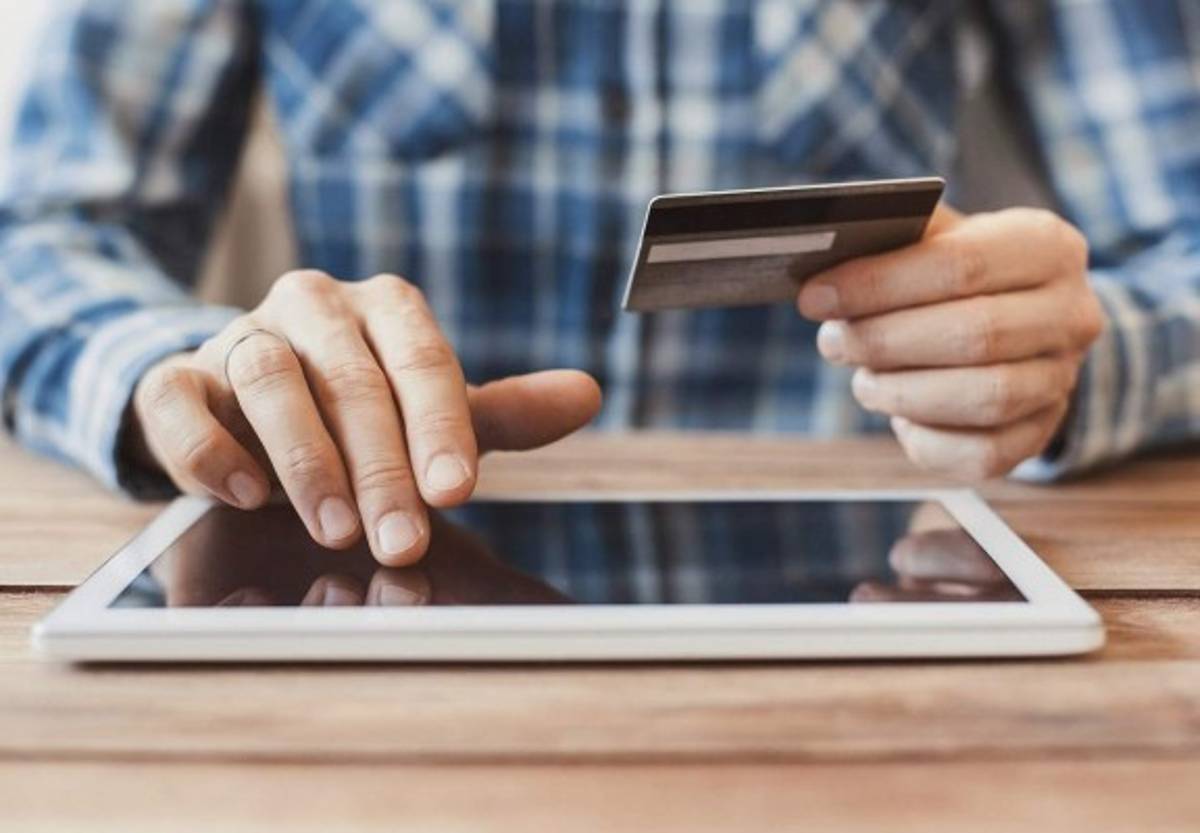 Refuerce su contraseña. Su contraseña debe cumplir con las medidas de seguridad. El objetivo es recordarla sin escribirla, pero también hacerla lo suficientemente compleja para evitar que los atacantes accedan a sus dispositivos.