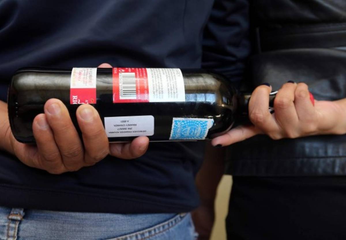 Cómo identificar cuando el alcoholismo afecta la relación y la familia