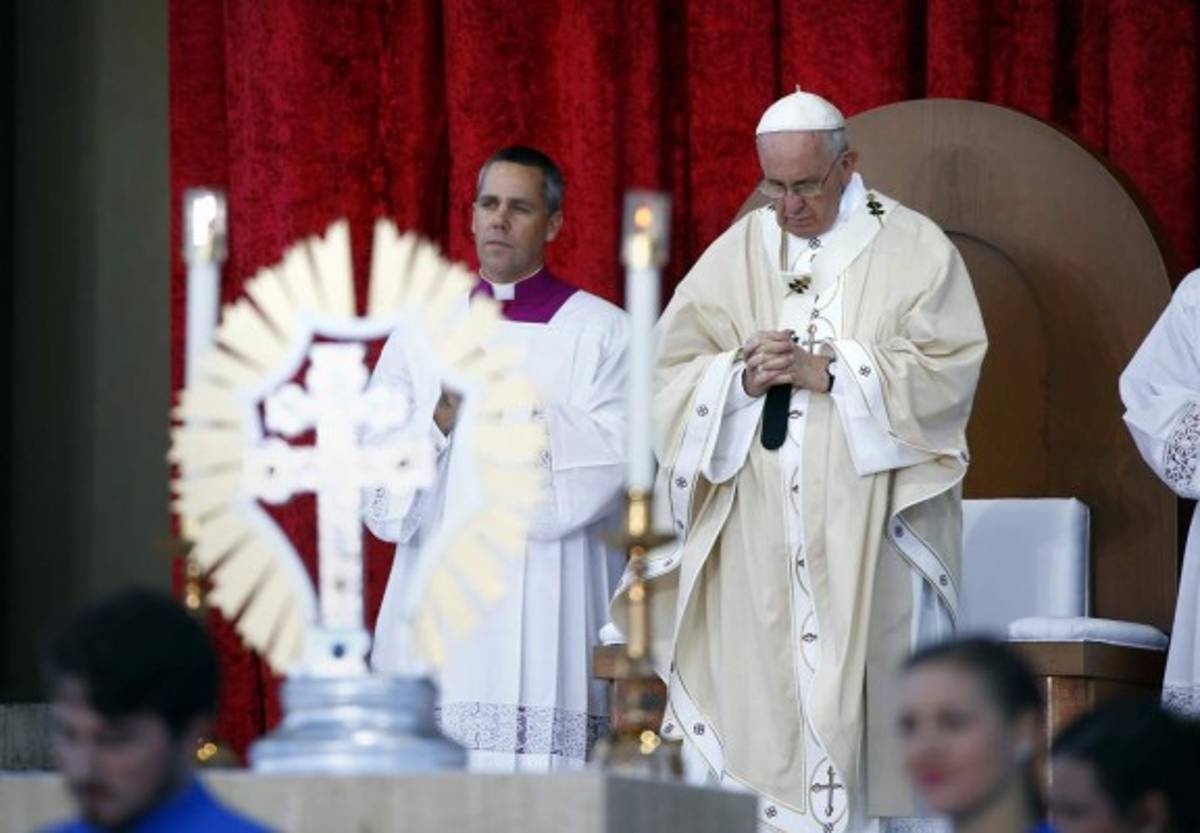 Críticas al Papa por canonización del fray español Junípero Serra