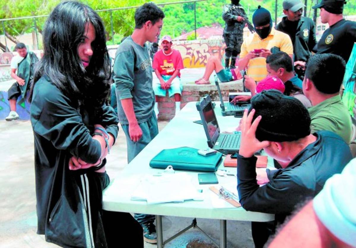 Cae cerebro de una estructura criminal tras operativos sorpresa en hospedajes