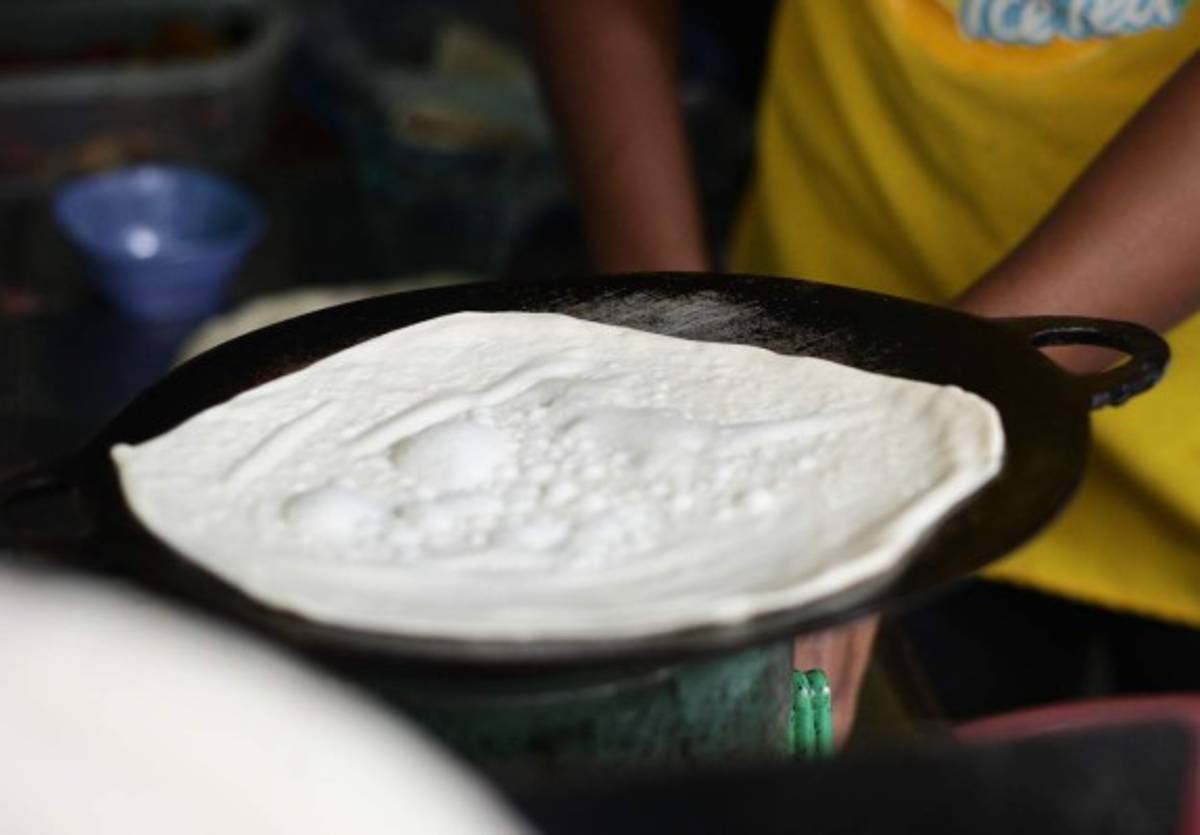 La 'Mega Baleada' de Los Dolores, sazón único en la capital hondureña