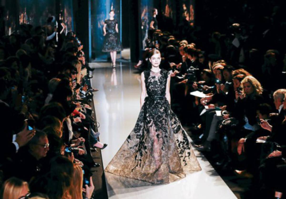 FOTOS: Lujo y glamour en las pasarelas de París