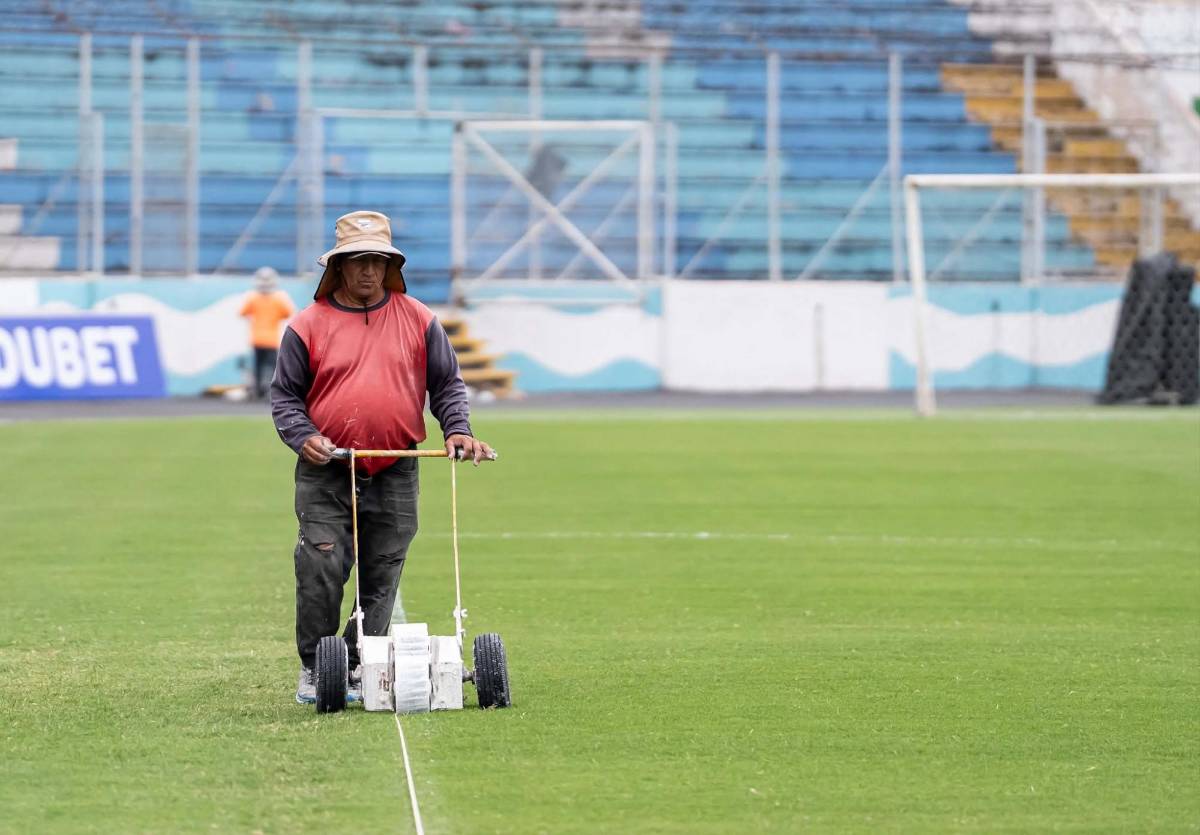Ambiente previo de Gran Final: así pulen el estadio Nacional y primeros aficionados en llegar