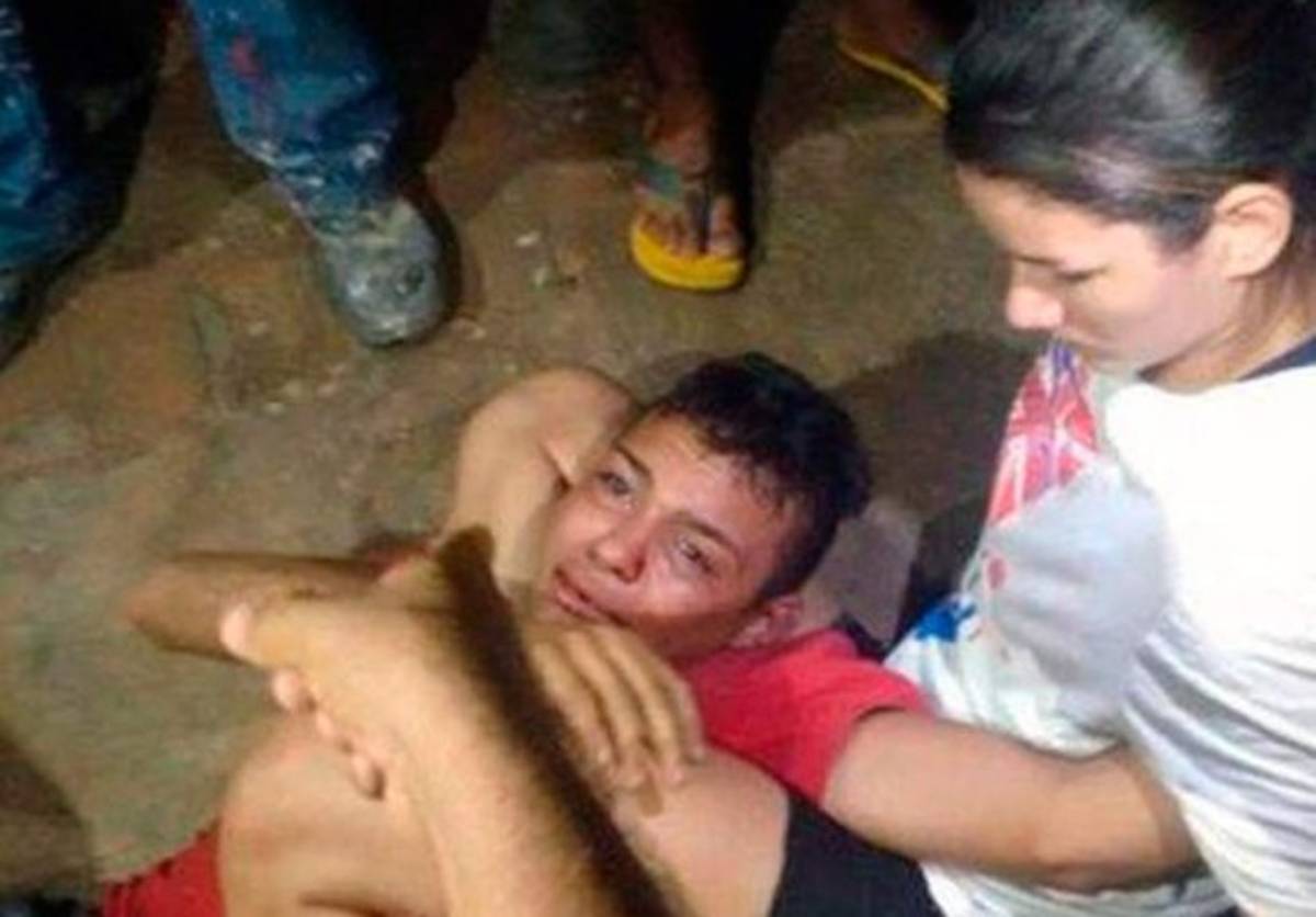 Mujer hace que un ladrón le pida auxilio a la policía en Brasil