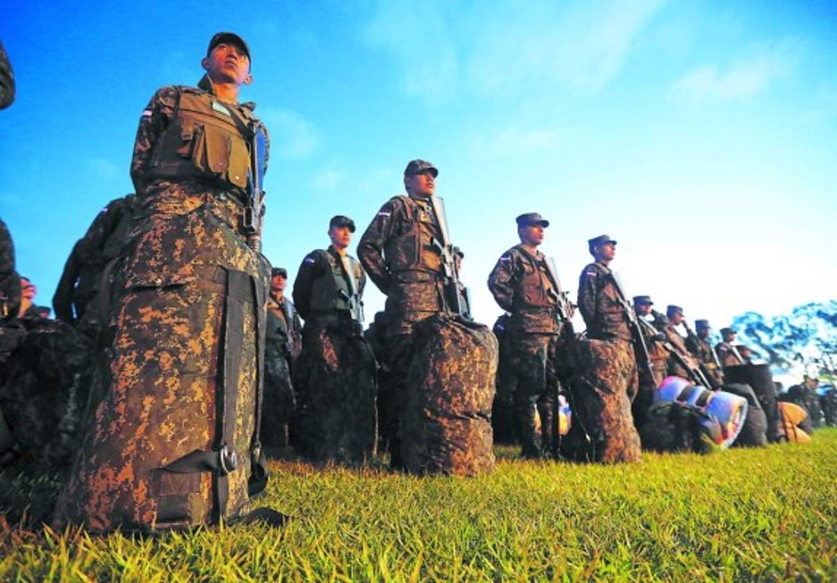 Blindadas elecciones en los 18 departamentos del país