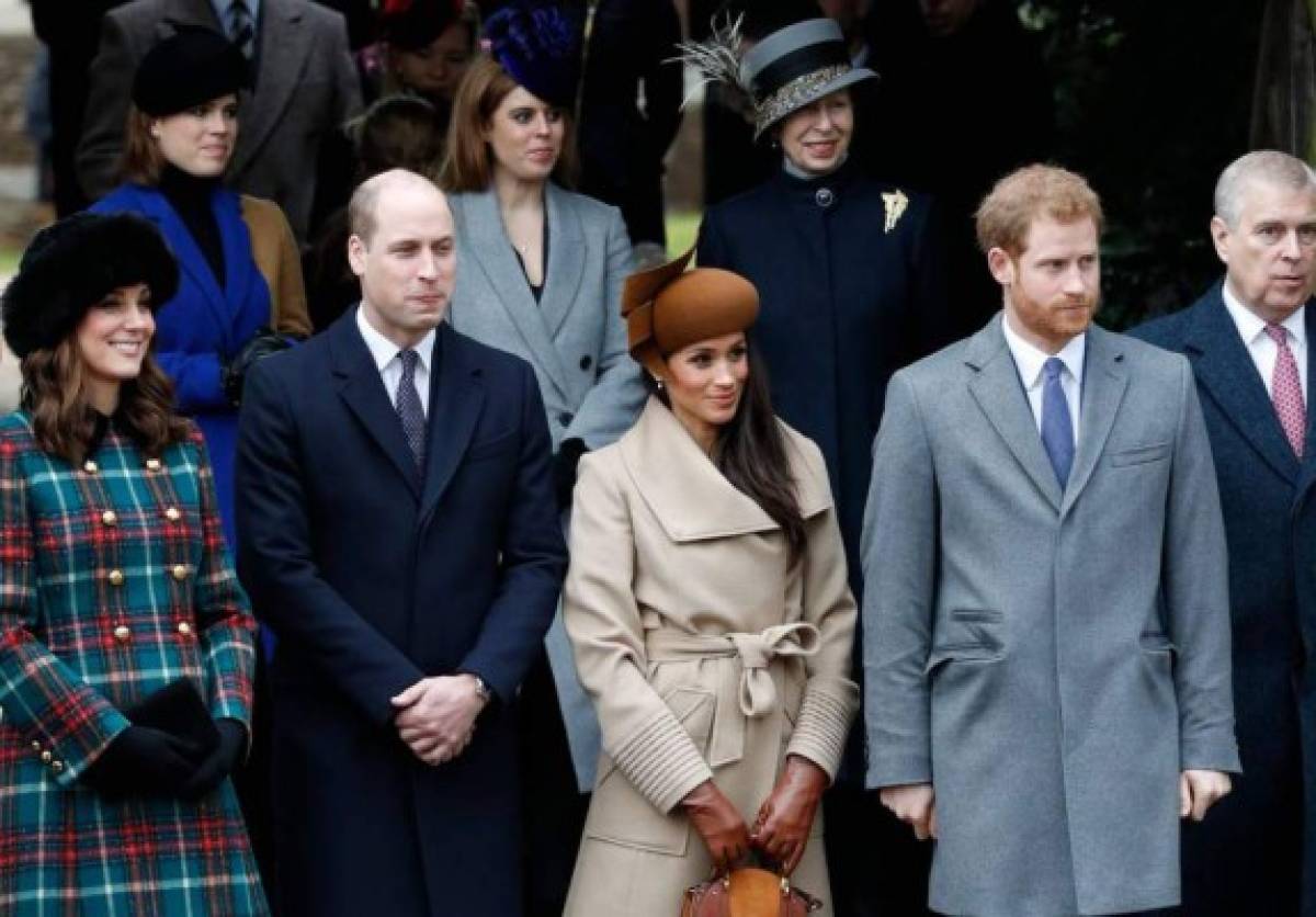 ¿Por qué Meghan, Harry y ningún miembro de la familia real británica puede recibir regalos?