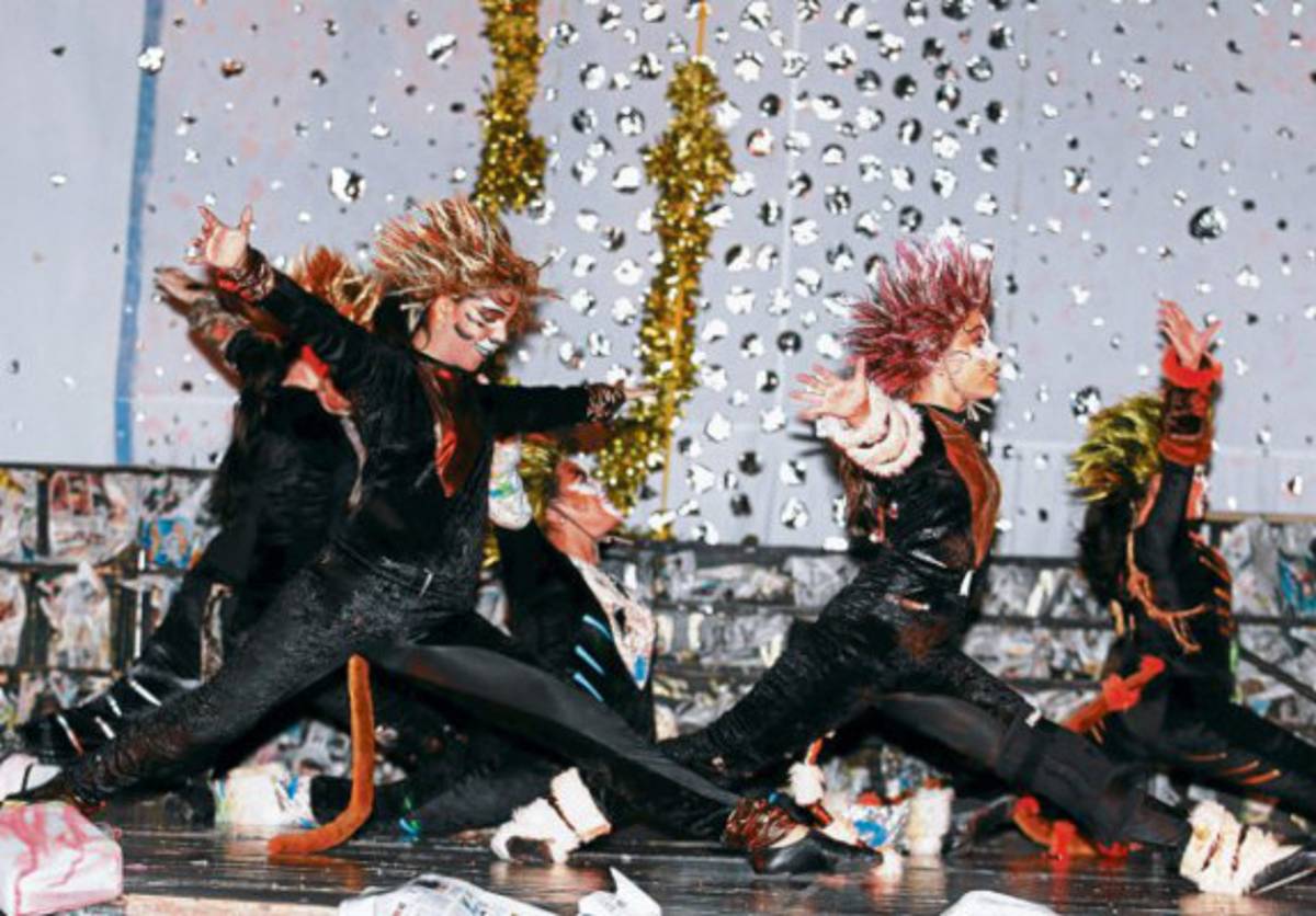 Una sinfonía poética de movimientos artísticos