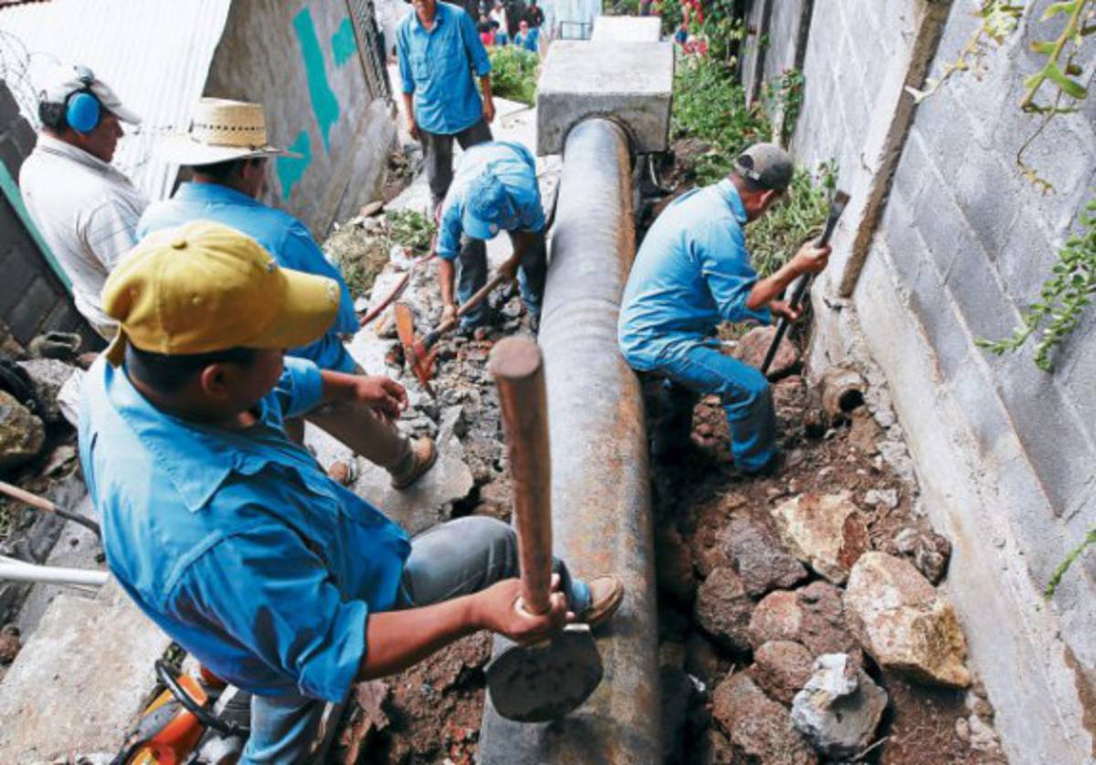 Unos 12,000 abonados sin agua en la capital de Honduras