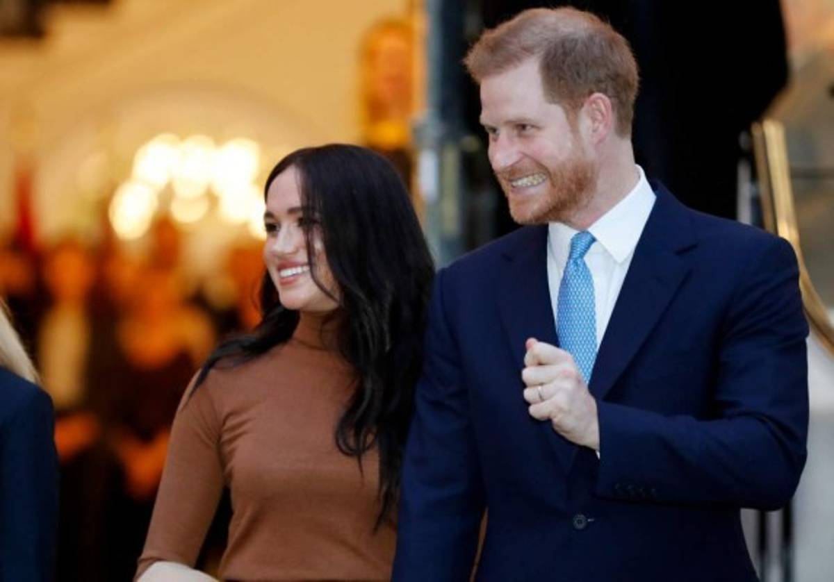 Padre de Meghan Markle testificaría en demanda, según documento