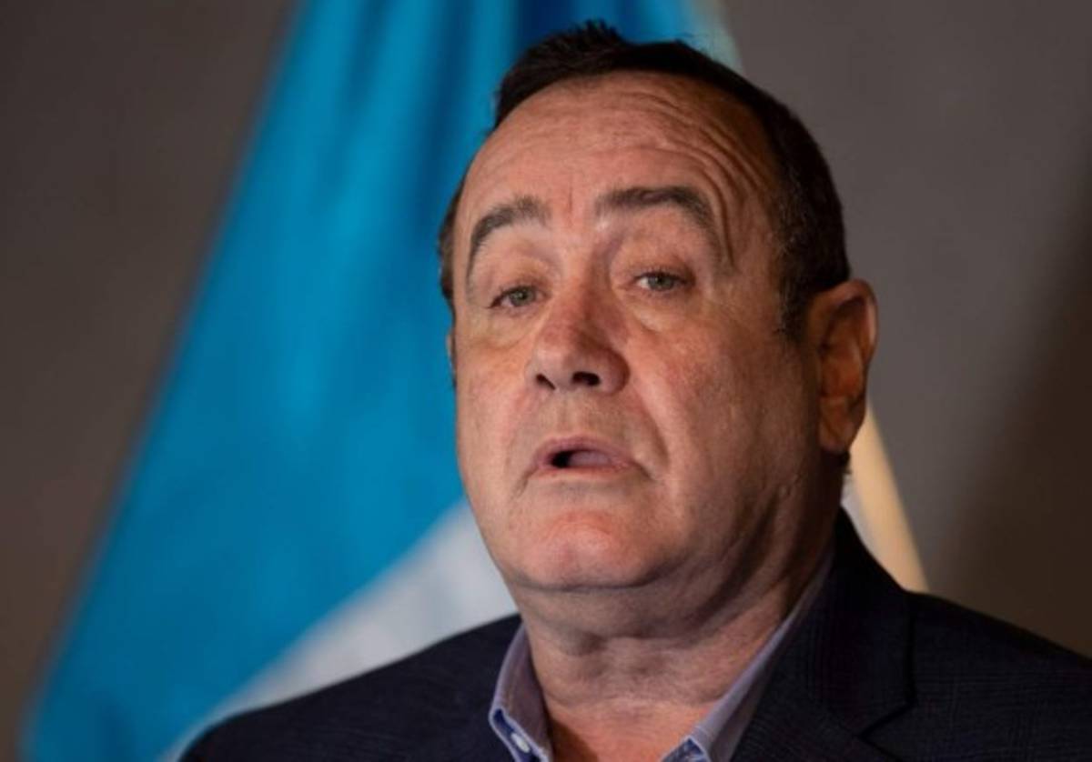 Alejandro Giammattei asume como presidente de Guatemala