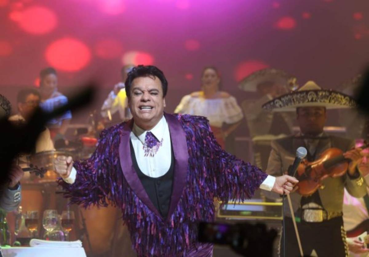 Cinco famosos que han caído en el escenario