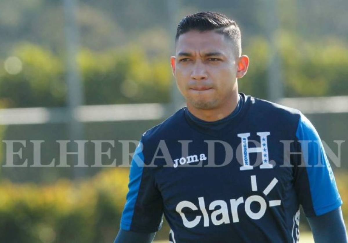 Emilio Izaguirre podría jugar en Costa Rica