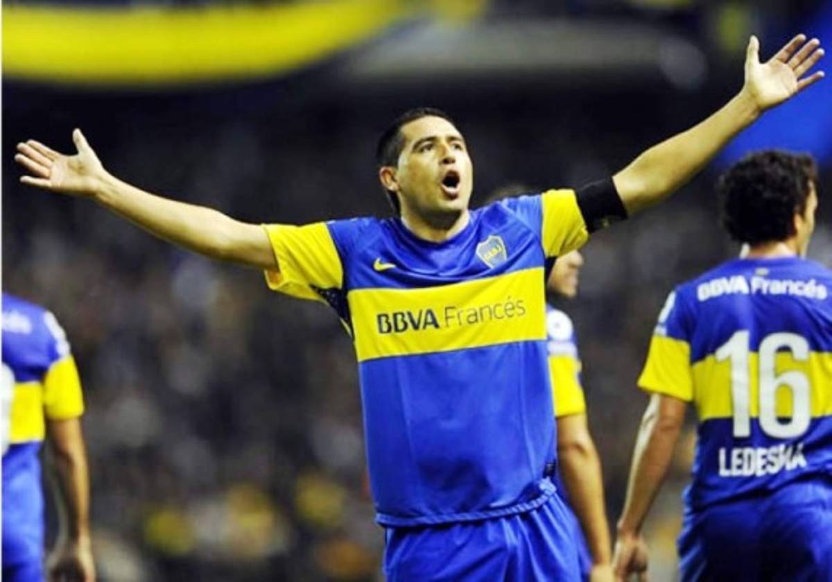 Román Riquelme anuncia su retiro del fútbol