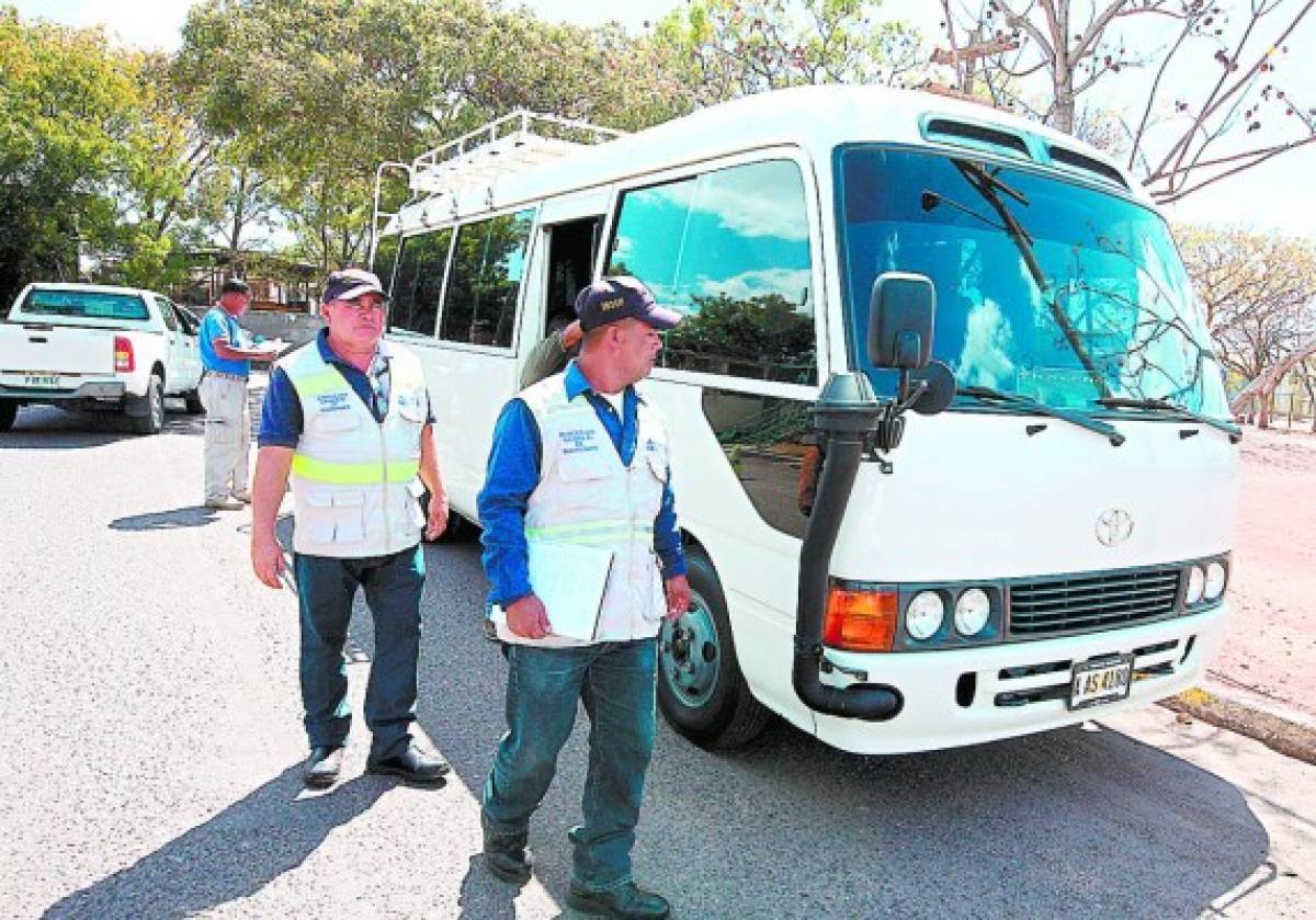 Inicia la revisión físico-mecánica de los autobuses en principales ciudades de Honduras