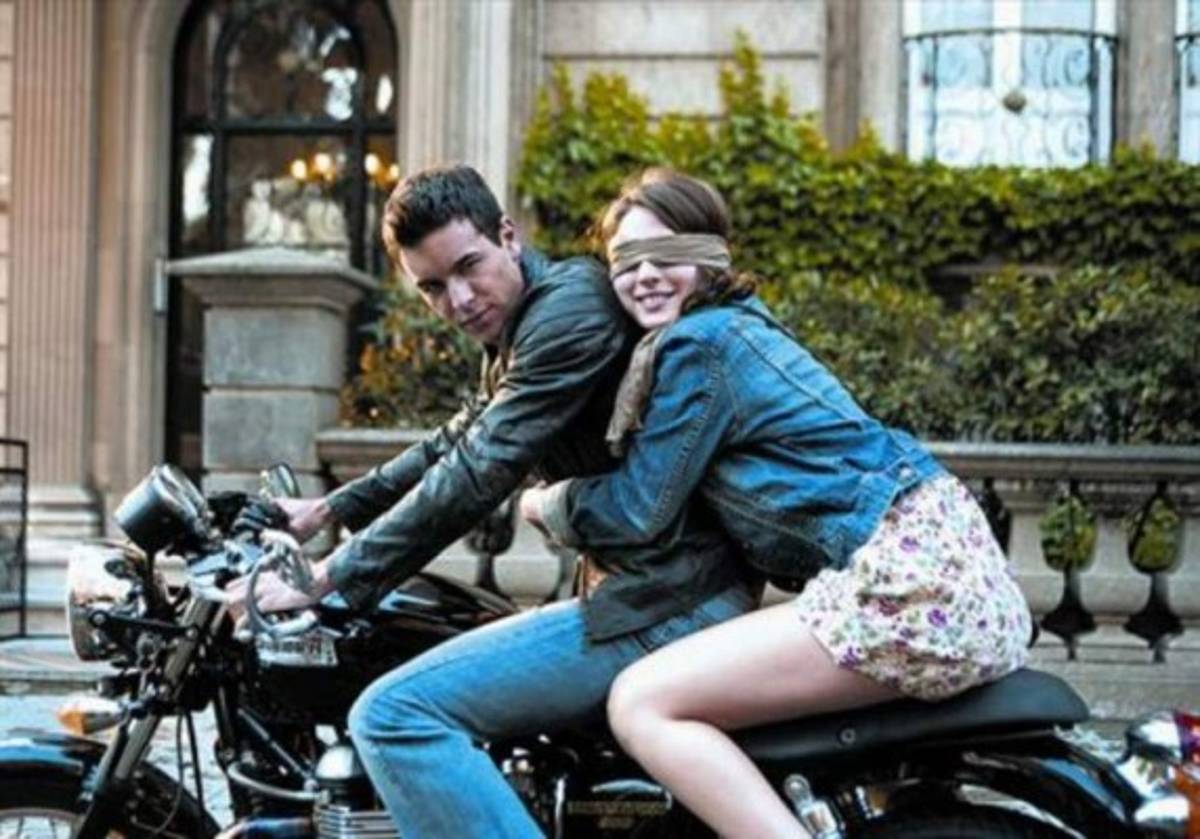 La pesada broma que sufrió el actor de 'Tres metros sobre el cielo', Mario Casas, mientras dormía