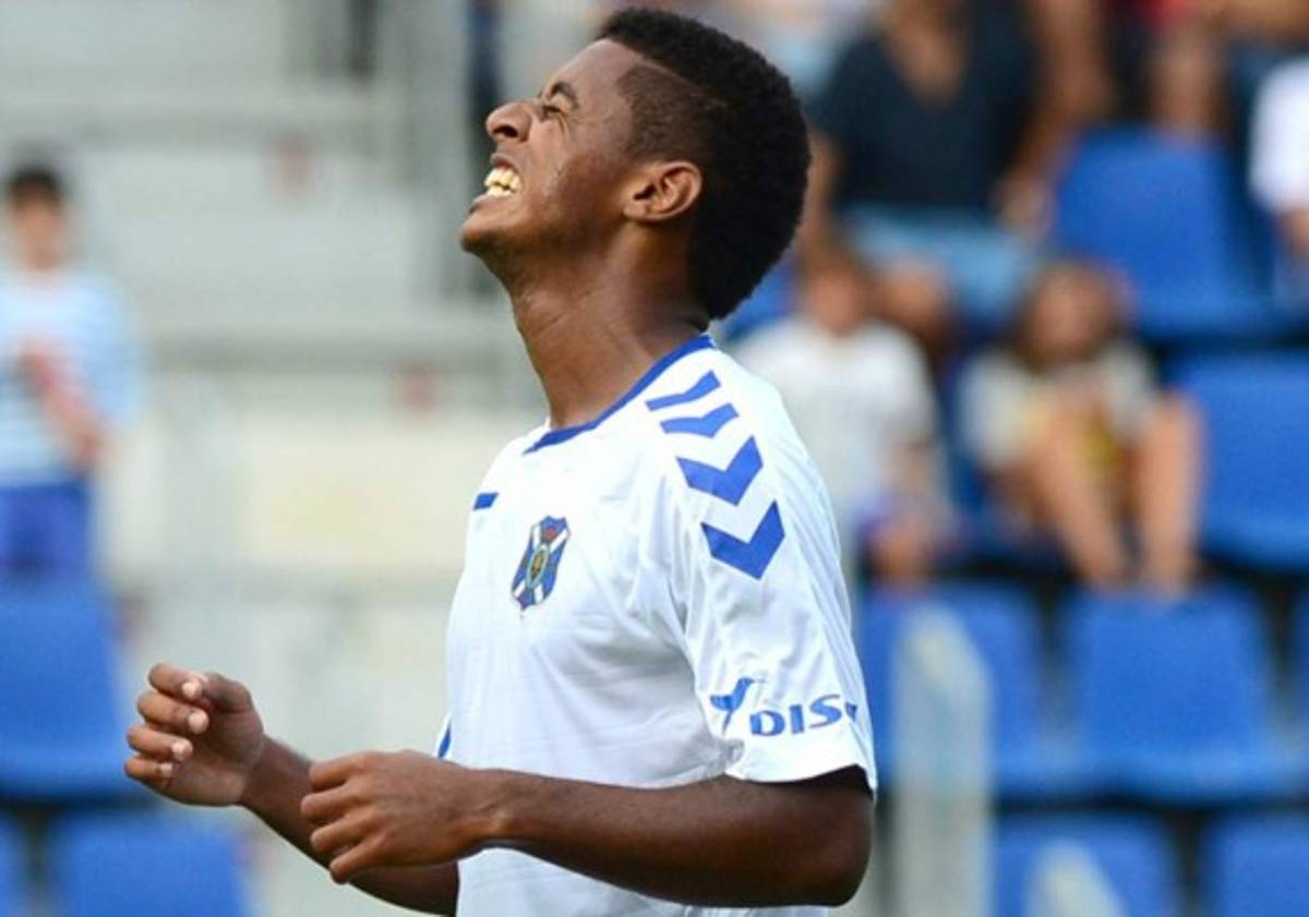 Lozano envía mensaje en el que deja entrever su salida del Tenerife