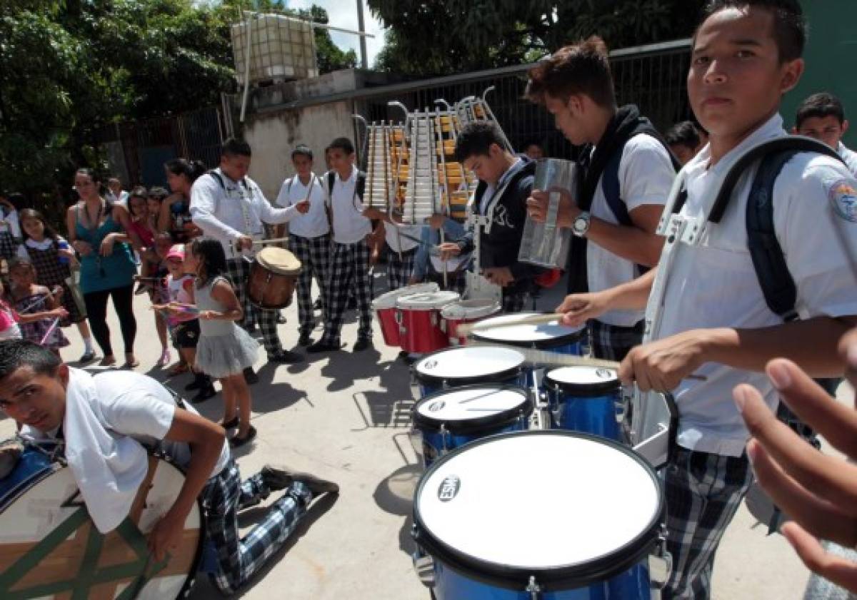 Así se prepararon las bandas para el 15 de septiembre