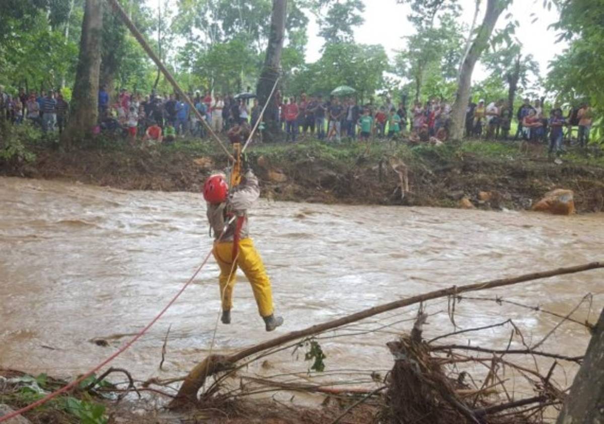 Zozobra en el occidente de Honduras por temor a derrumbes