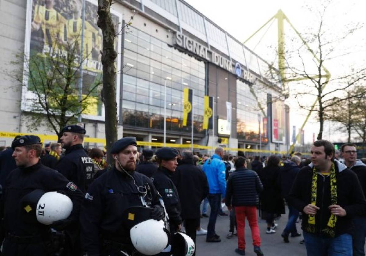 Atentado: Tres explosión sobre el autobús del Borussia Dortmund: un herido