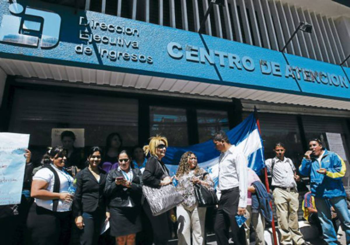 ¿Conoce los trámites para cambiar de empresa celular?