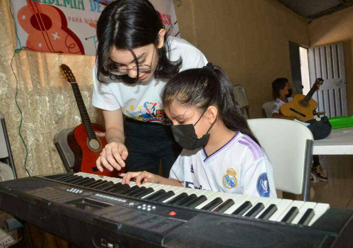 Amy, la joven que da vida a la Escuela de Música Carcassi