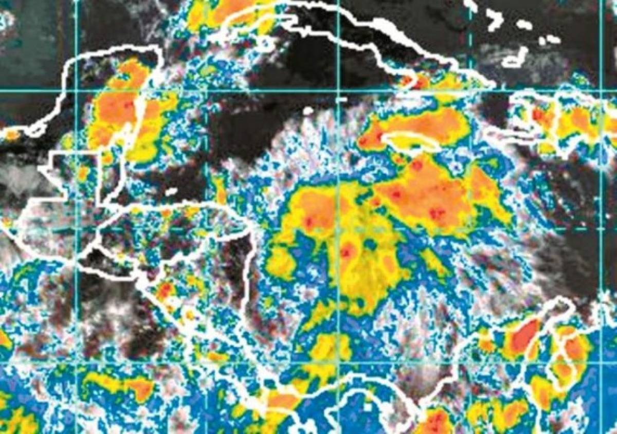 Tormenta Harvey toca Honduras y amenaza volverse depresión tropical