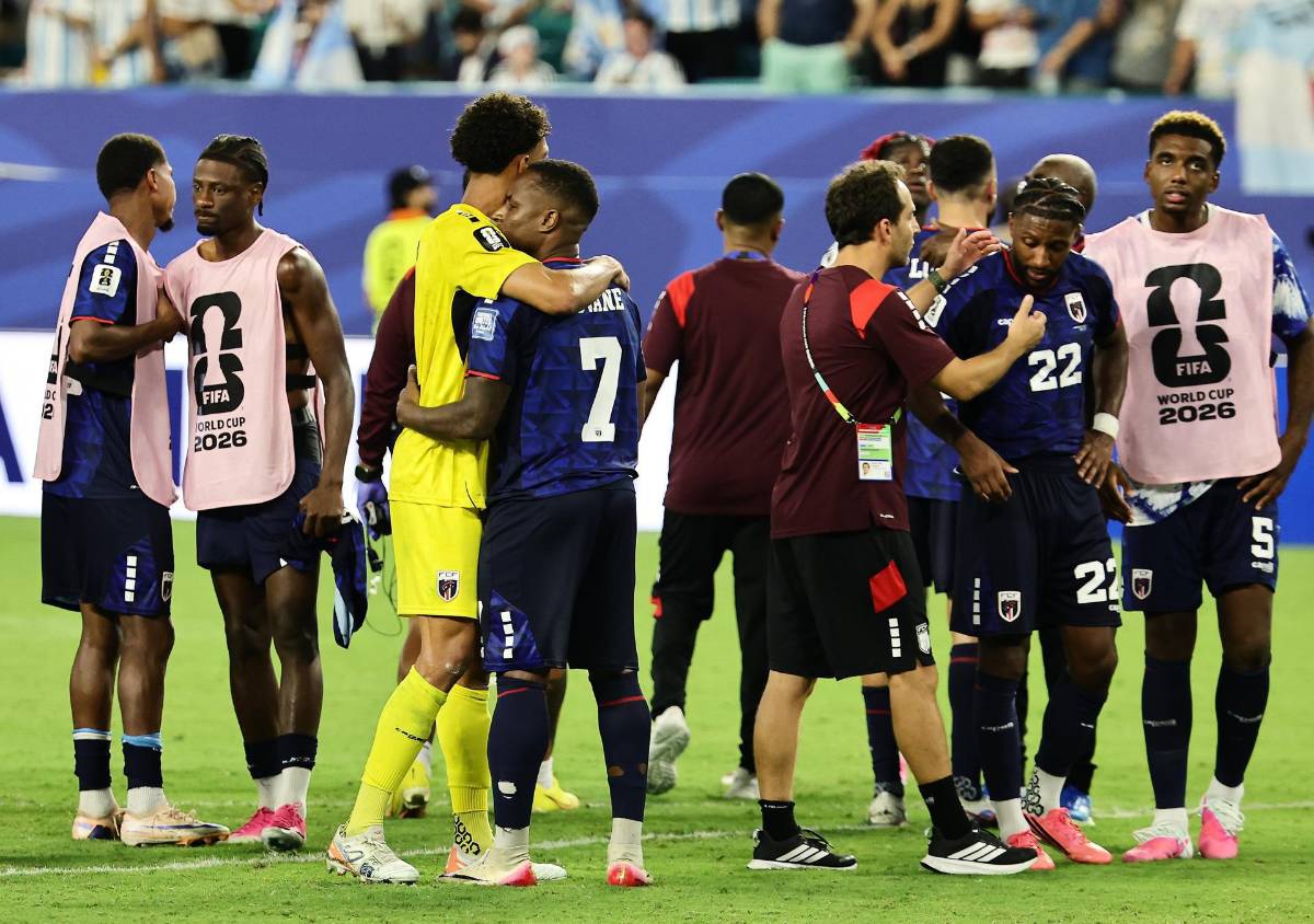 Doble récord de Messi, héroe de Argentina, Vozinha cumple su sueño y tristeza en Cabo Verde