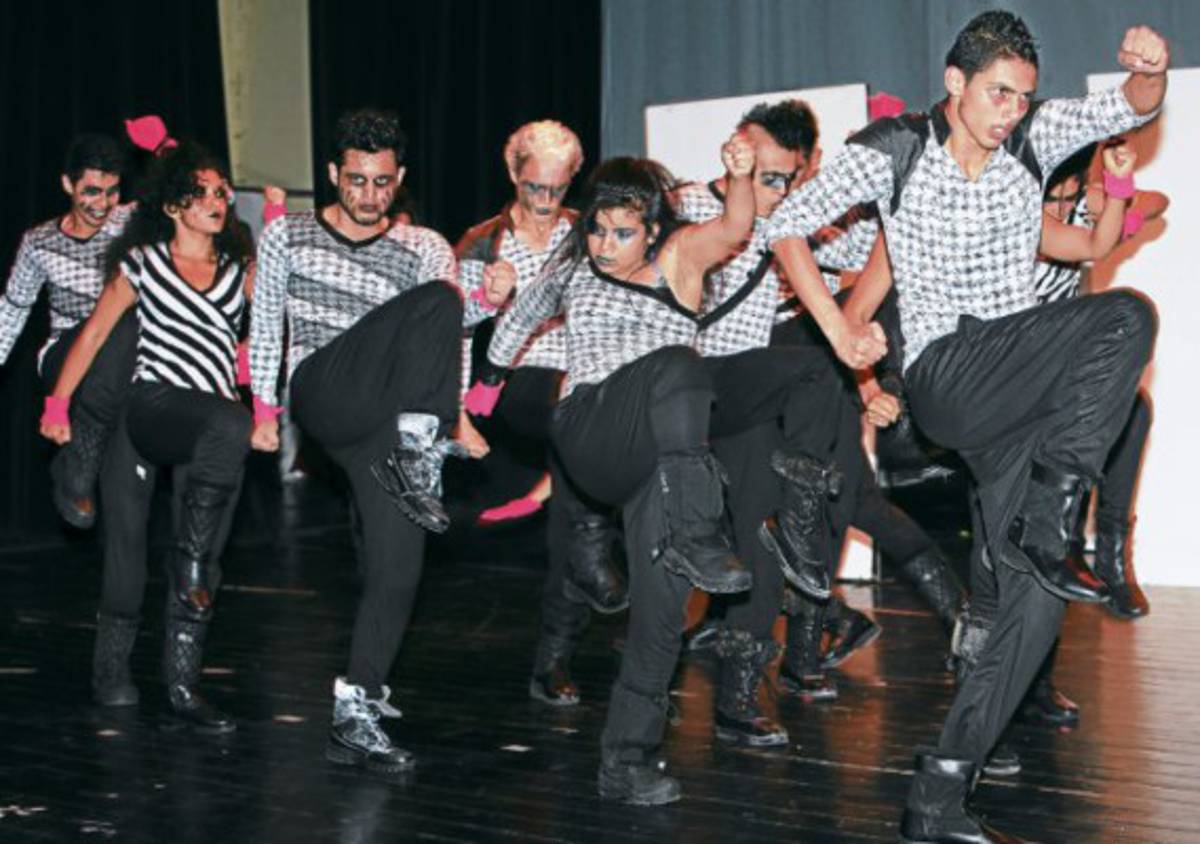 Una sinfonía poética de movimientos artísticos