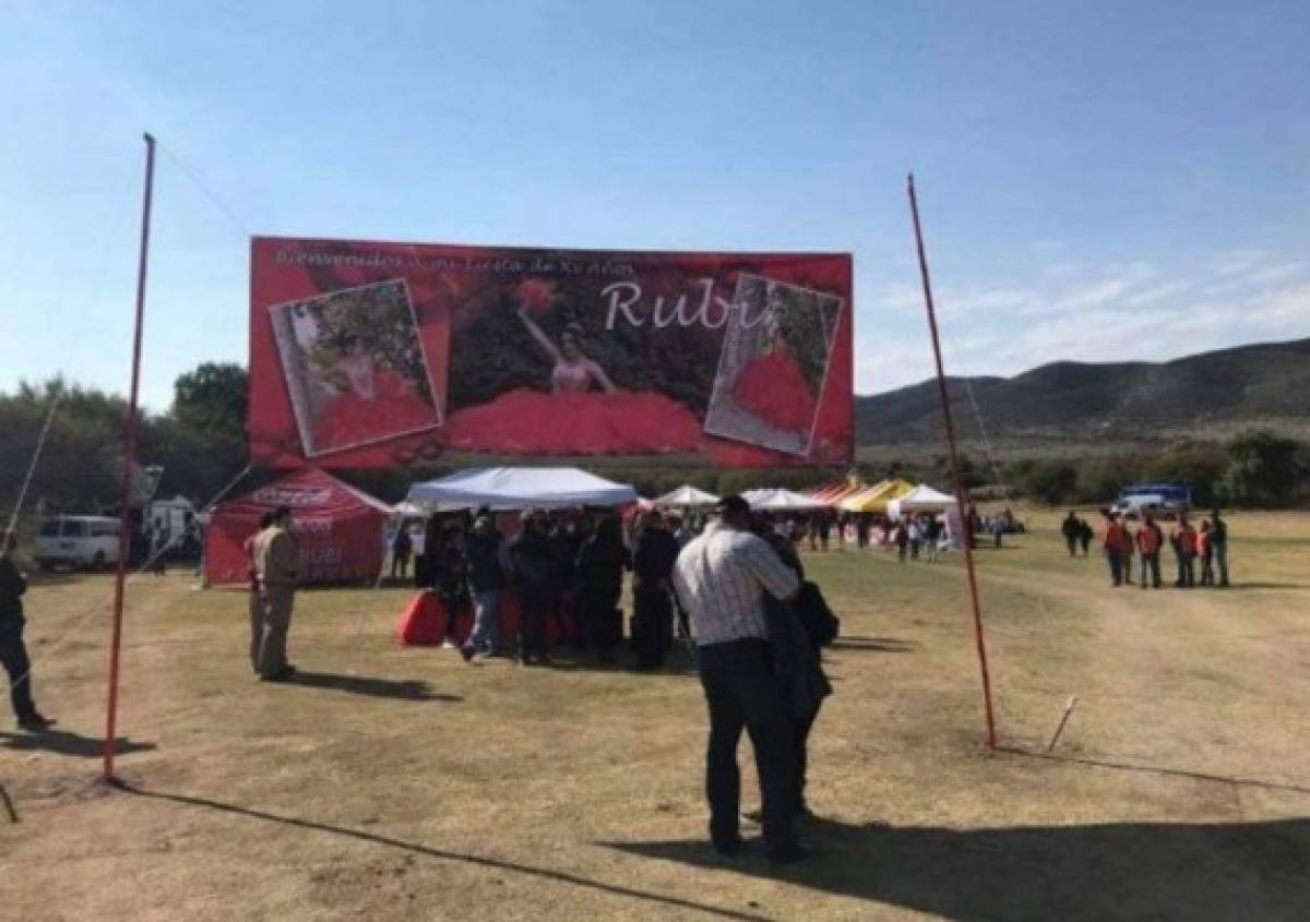 VIDEO: ¿Cómo fue la misa de los XV años de Rubí?