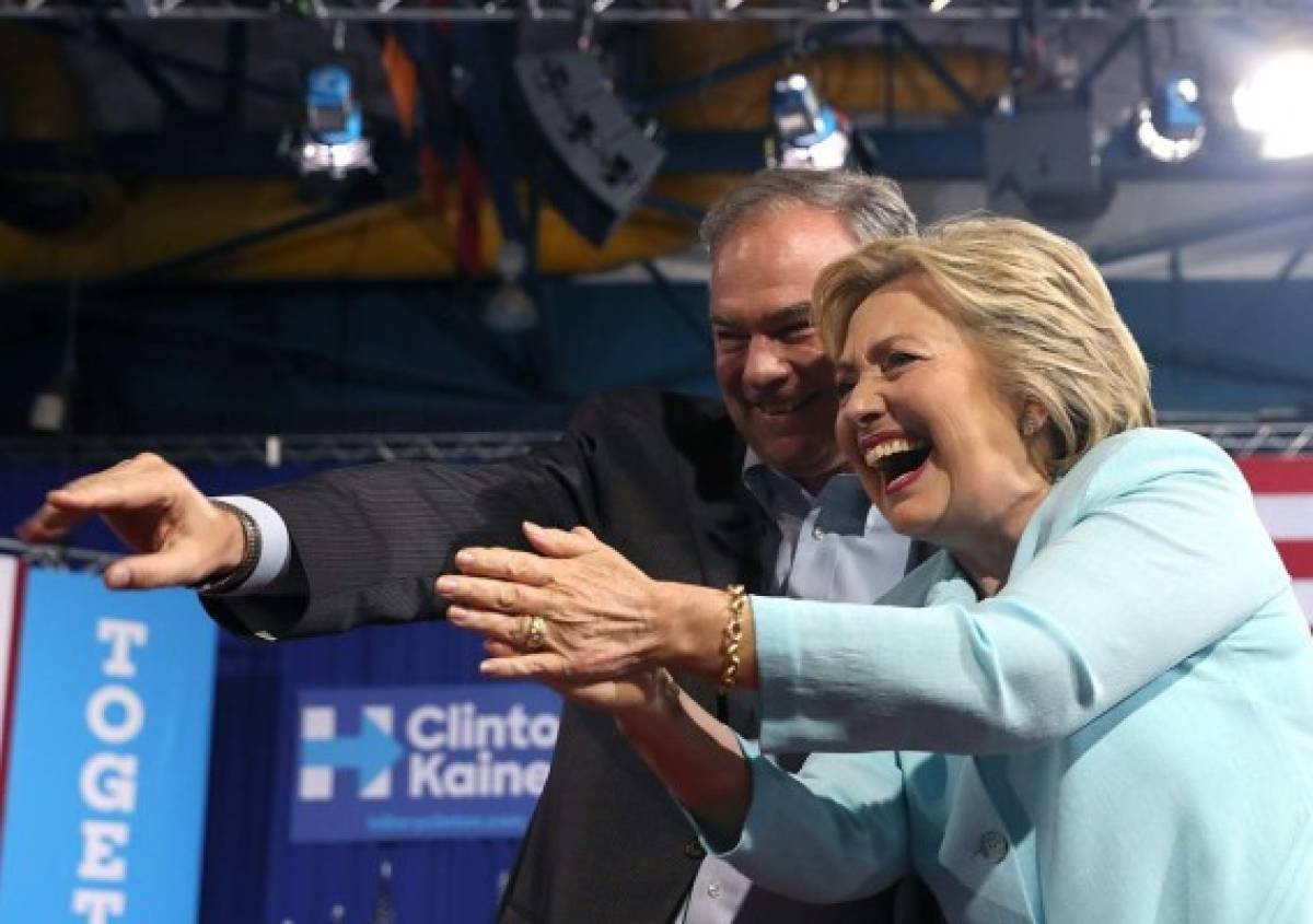 Clinton y Kaine apuestan a su experiencia para vencer a Trump en un mitin en Miami