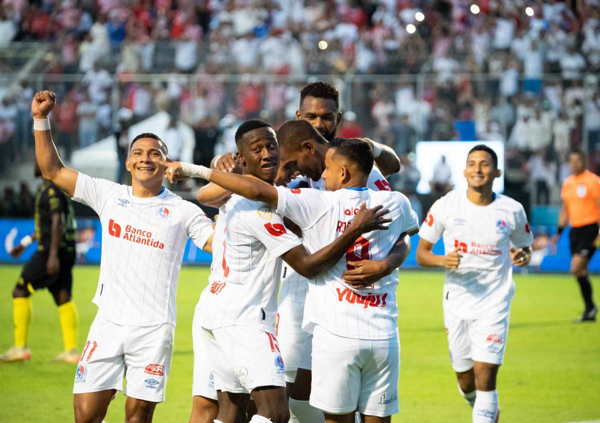 Buba descontrolado, aficionada desmayada, jugador confirma que se va de Olimpia y lágrimas