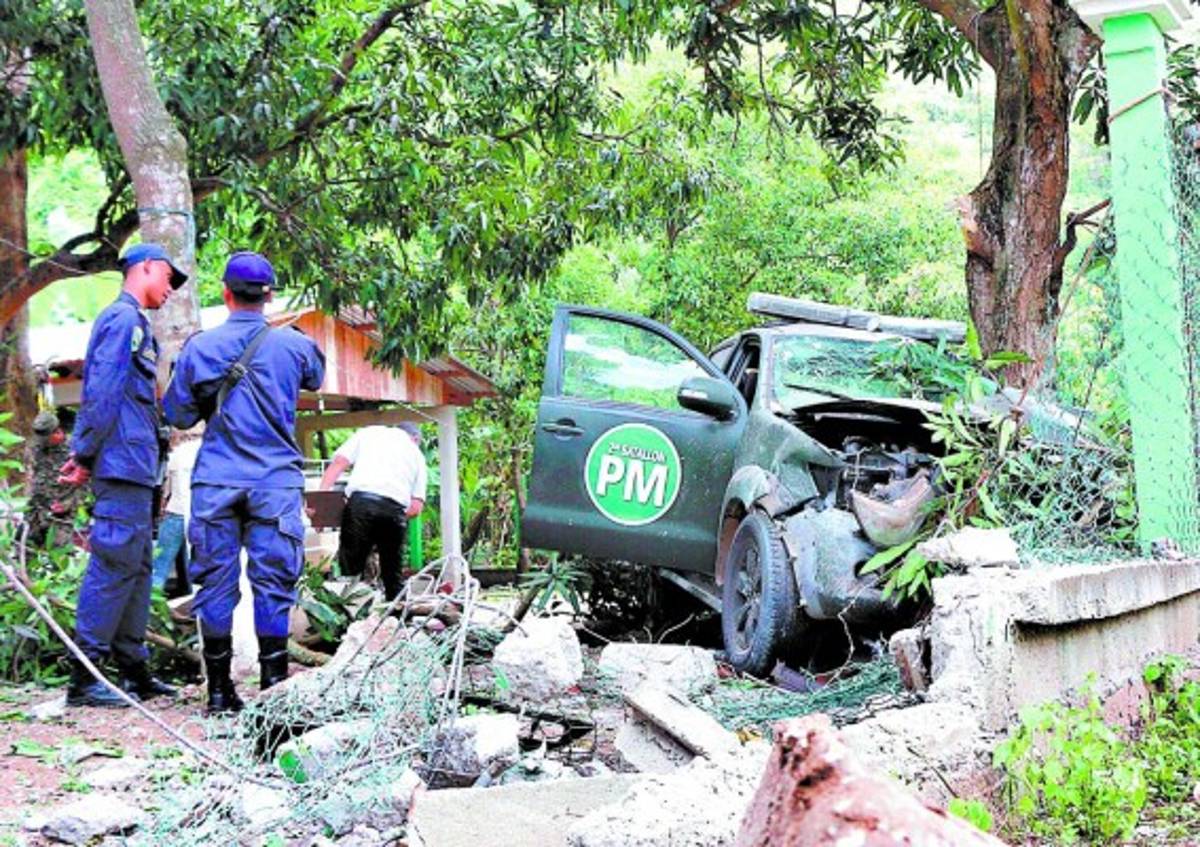 Dos militares muertos y ocho heridos en accidente