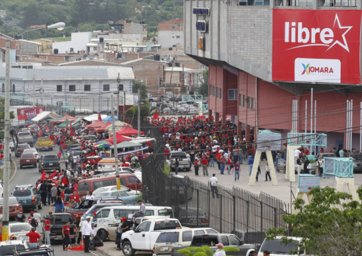 Libre propone conducir a Honduras al socialismo y derogar la constitución