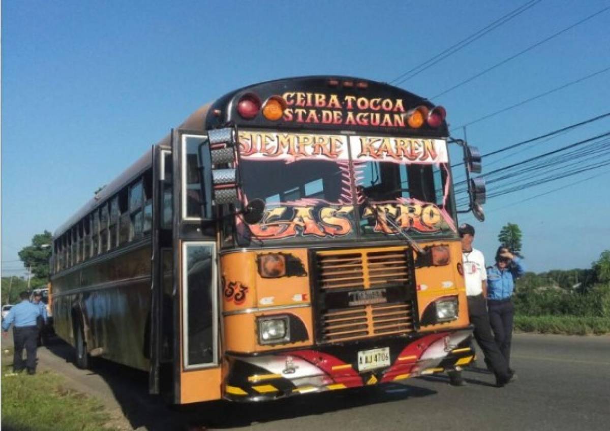 Asesinan a conductor y ayudante de bus en La Ceiba