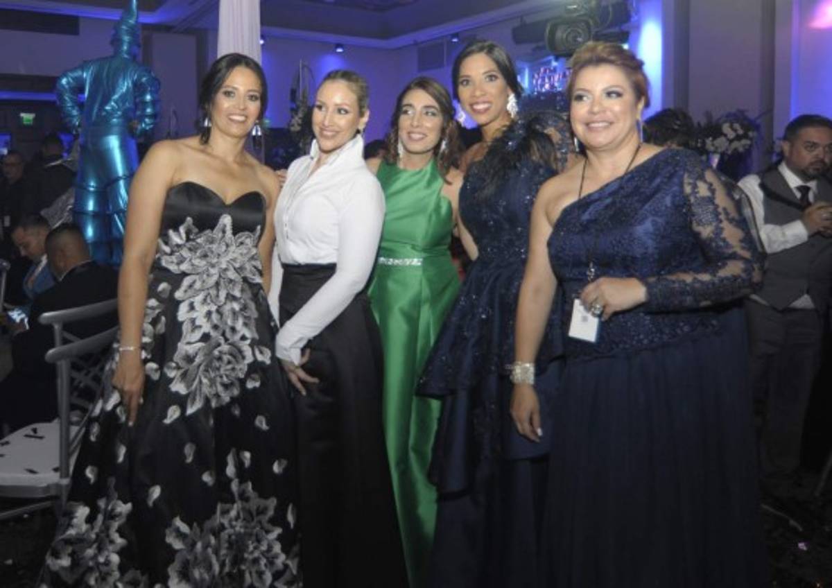 Del Campo festeja al estilo Cirque du Soleil