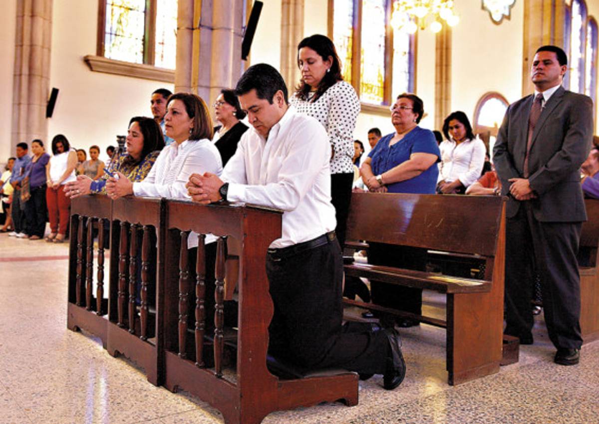 Nacionalistas festejan aniversario en 'unidad”