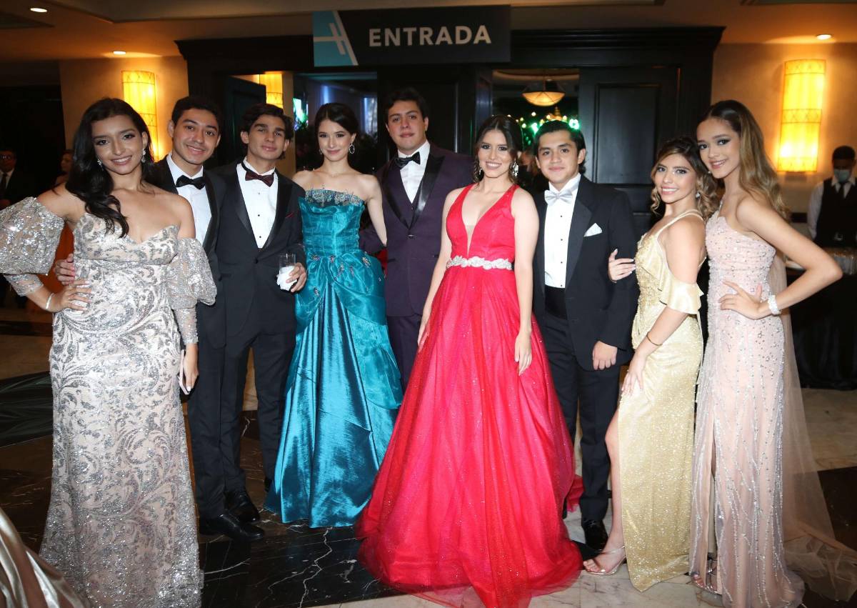 Inolvidable noche para los seniors de DelCampo School