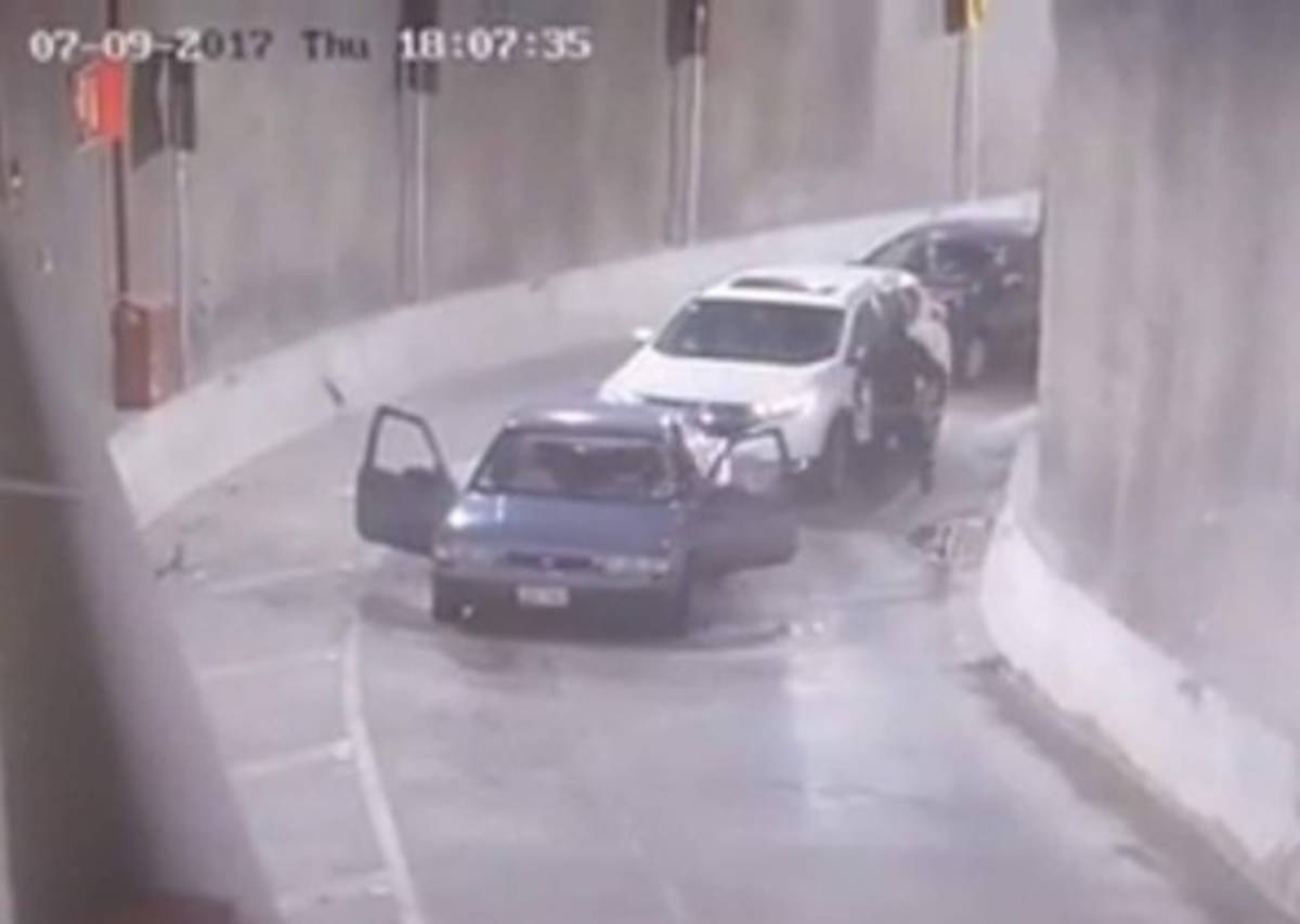 Asalto en puente de México alerta a los hondureños en redes sociales