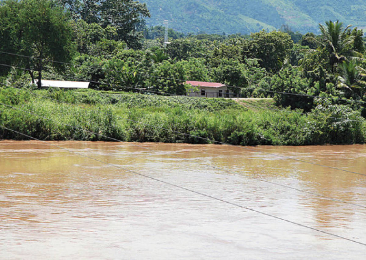 Municipios aledaños al río Ulúa se mantienen en alerta verde por 48 horas más