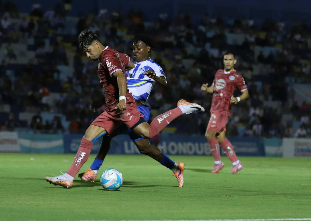 En fotos: Pelinegra deslumbra, La Ceiba se viste de gala y el show de Motagua ante Victoria