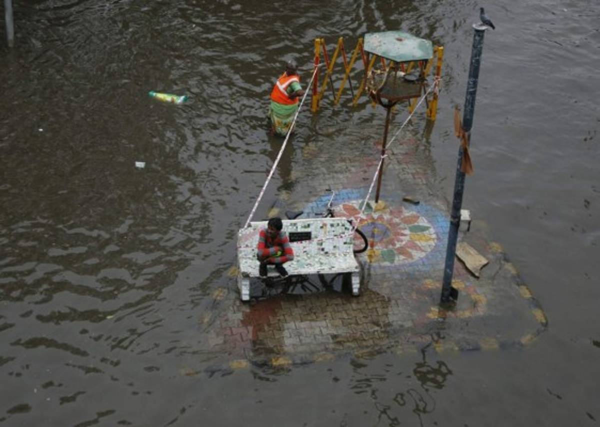Aludes desatados por aguaceros dejan 8 muertos en India