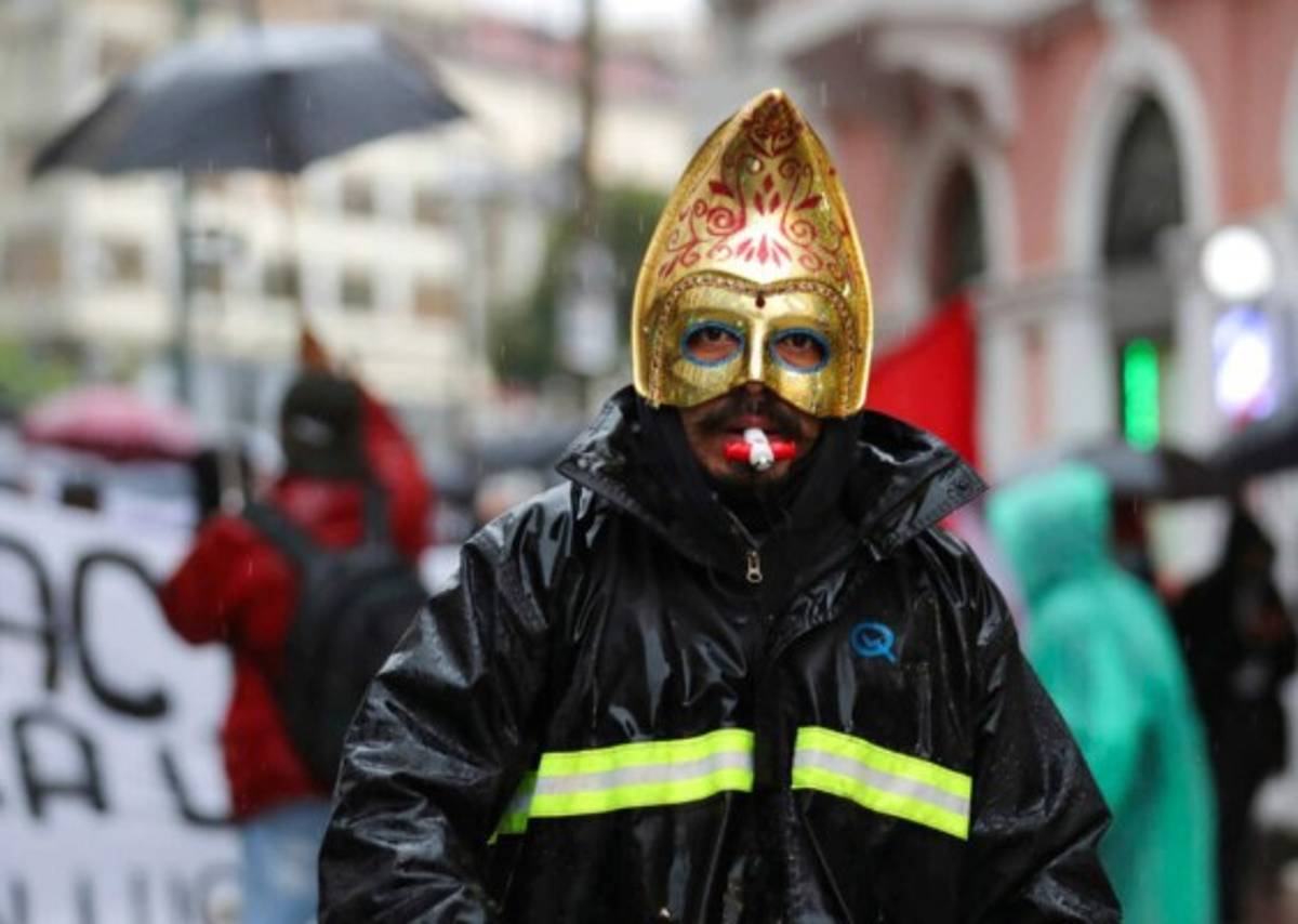 Ecuador convoca a elecciones generales para febrero de 2021  