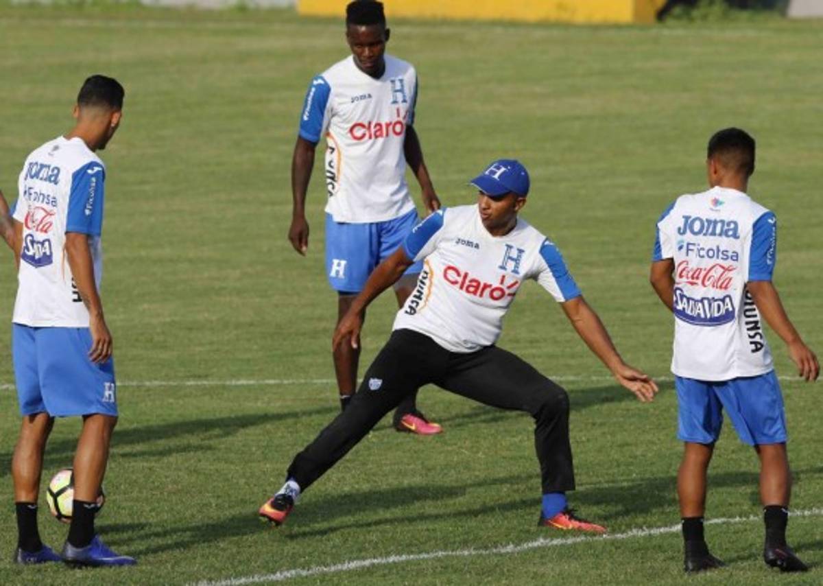 El dilema de Donis Escober ante EE UU: ¿Con o sin máscara?