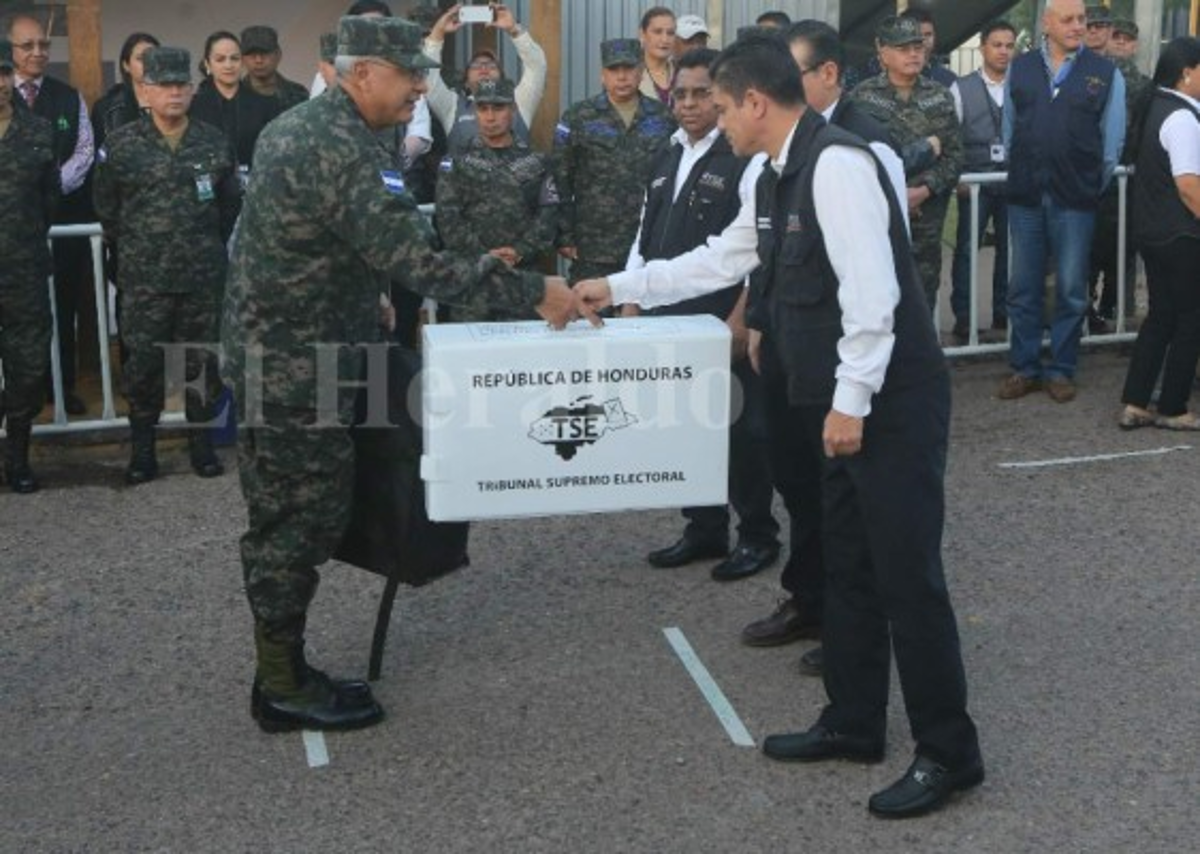 Las maletas electorales ya están en la mitad de Honduras   