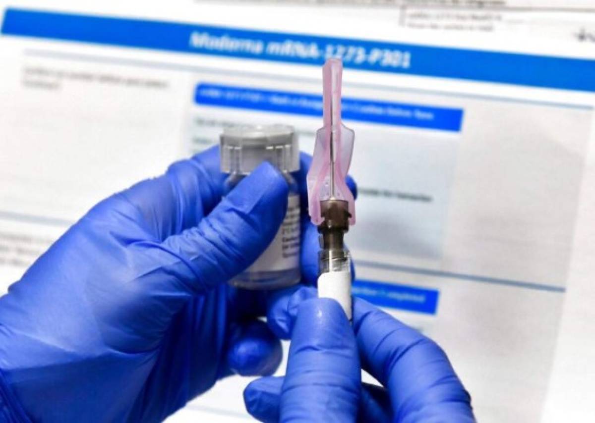 Suiza compra a Moderna 4.5 millones de dosis de vacuna contra el covid-19  