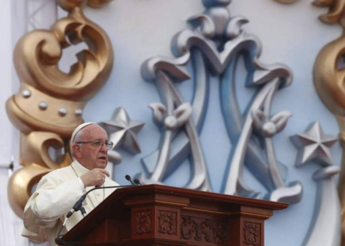 Papa Francisco denuncia el feminicidio en Latinoamérica