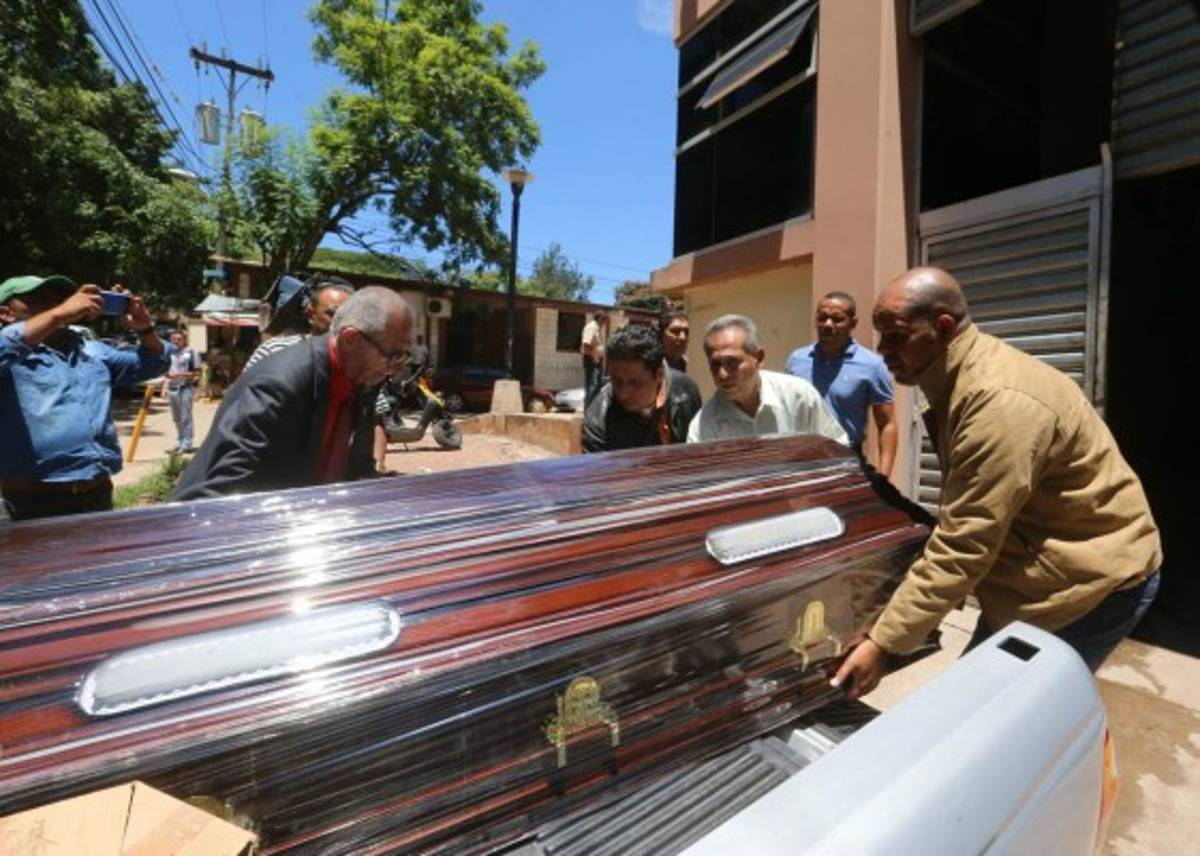 Luto y conmoción en Instituto Técnico Honduras por asesinato de docente