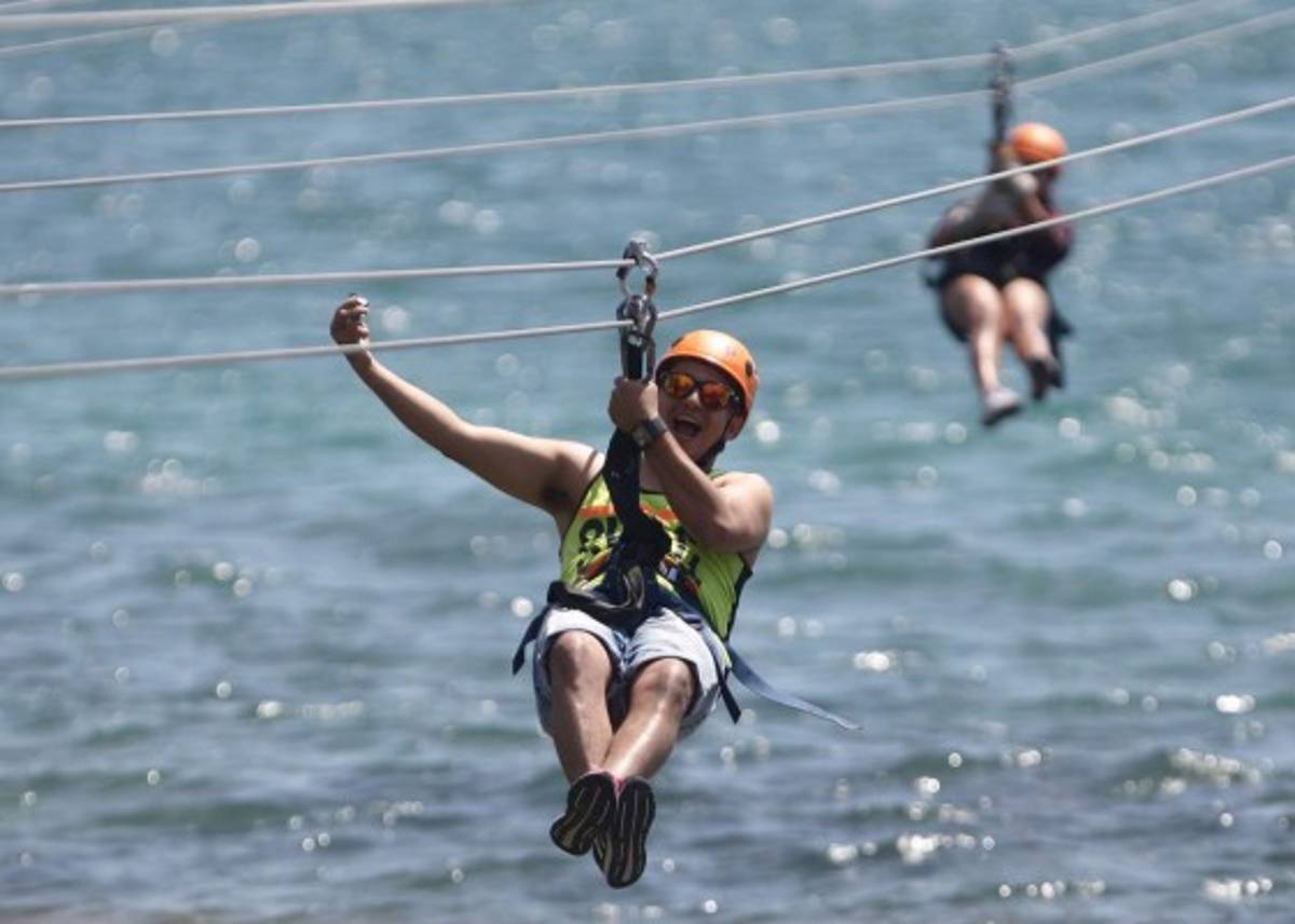 Cultura y adrenalina al visitar el Museo del Jade y el canopy Monkey La-La Zip