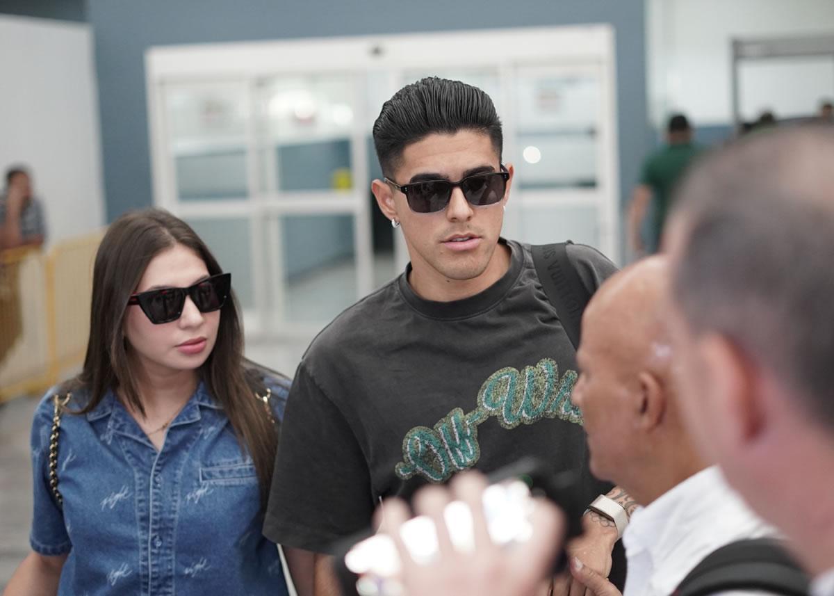 Luis Palma sorprende a su esposa con un costoso regalo: Así fue el tierno momento